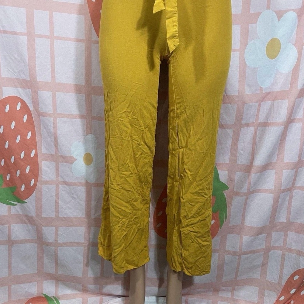 Yellow Sleeveless Jumpsuit with Tie Waist - Picture 4 of 7